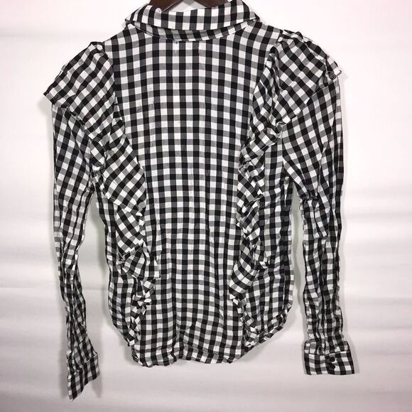 Women's NWT Francesca's Gingham Black and White Ruffle Button Down Shirt - Picture 4 of 8